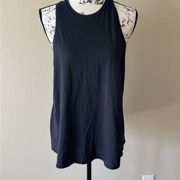 lululemon athletica Tops - Lululemon open back workout tank